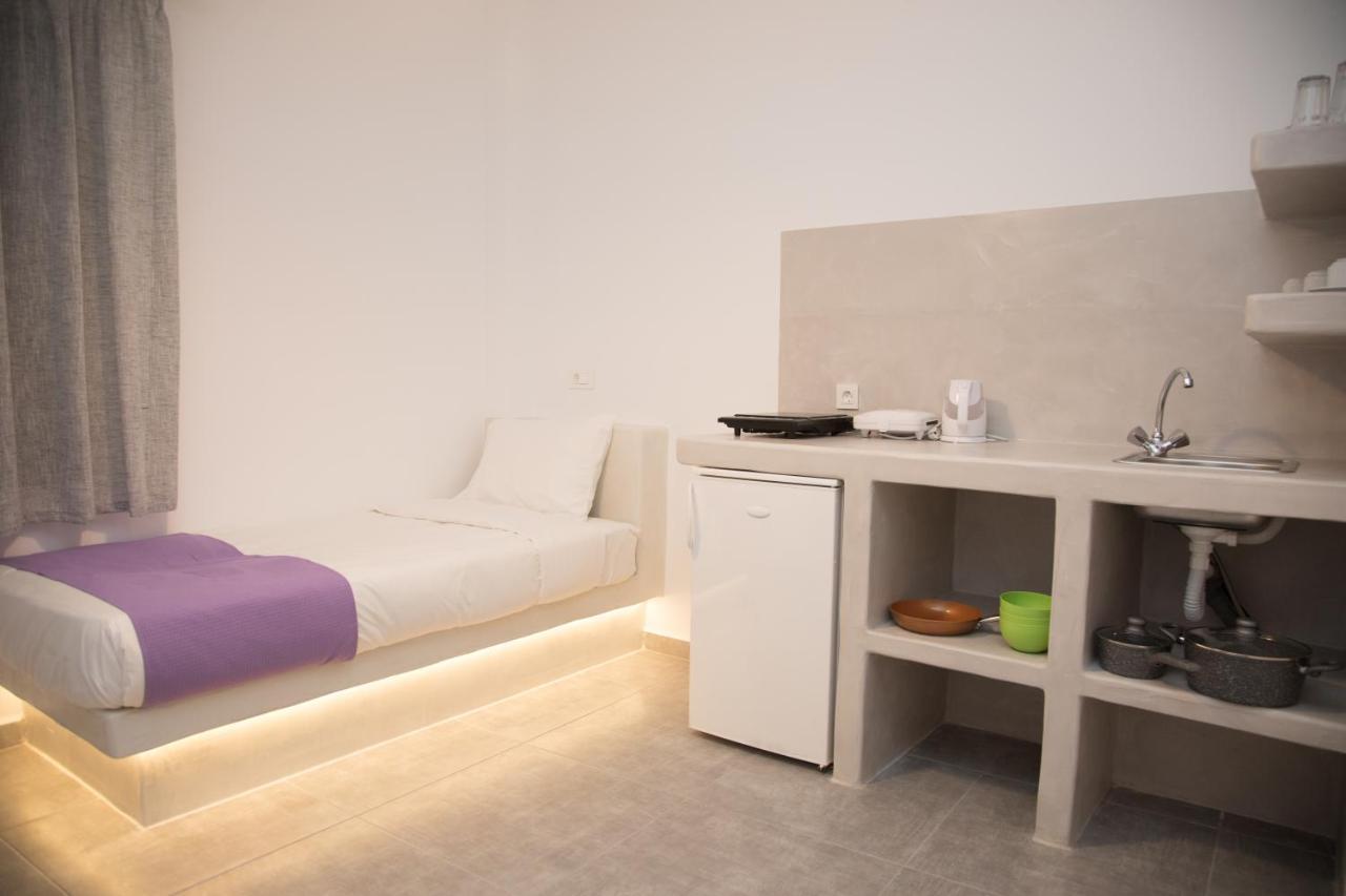 Markakis Studios Fira Town Exterior foto